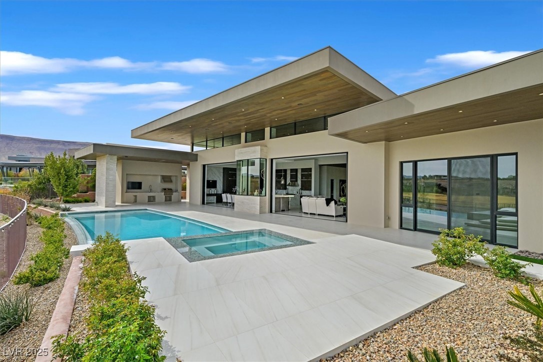 Las Vegas, Nevada 89135, United States, 4 Bedrooms Bedrooms, ,4 BathroomsBathrooms,Residential,Active,162361