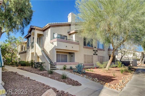 Condo For Rent - 5710 E Tropicana Avenue #2088<br/> Clark County, Las Vegas, NV 89122