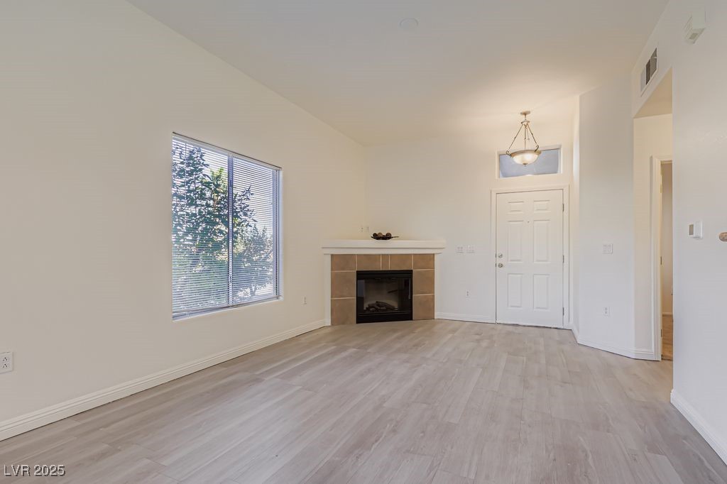 2305 W Horizon Ridge Parkway 2613