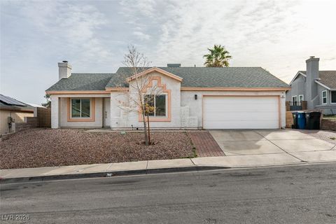Photo of 821 Crabapple Drive, Henderson, NV 89002 (MLS # 2743714)