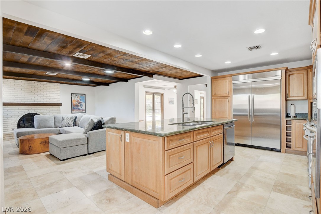 408 Lacy Lane