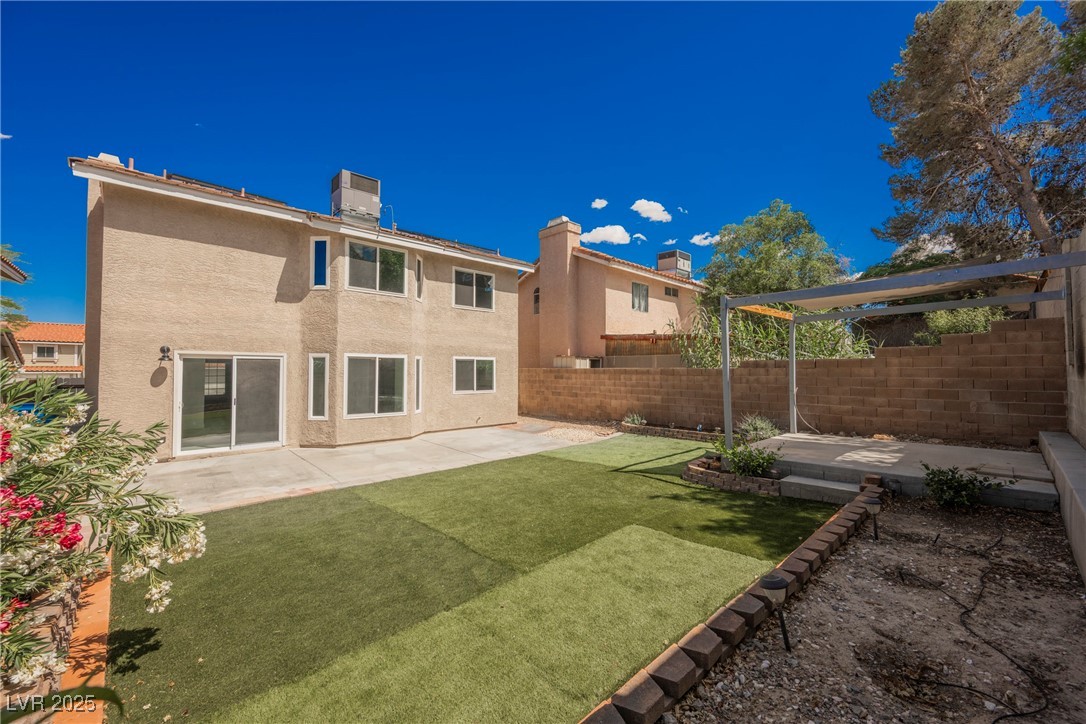 111 Pomelo Court, Henderson, Nevada image 6