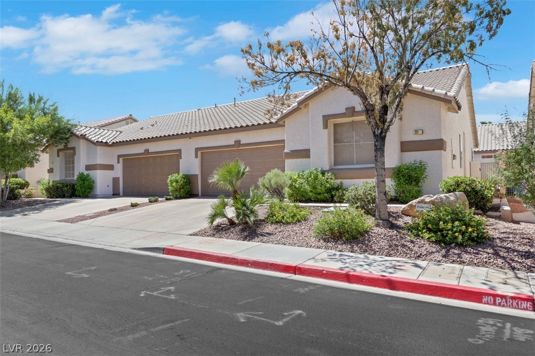 217 Crown Imperial Street