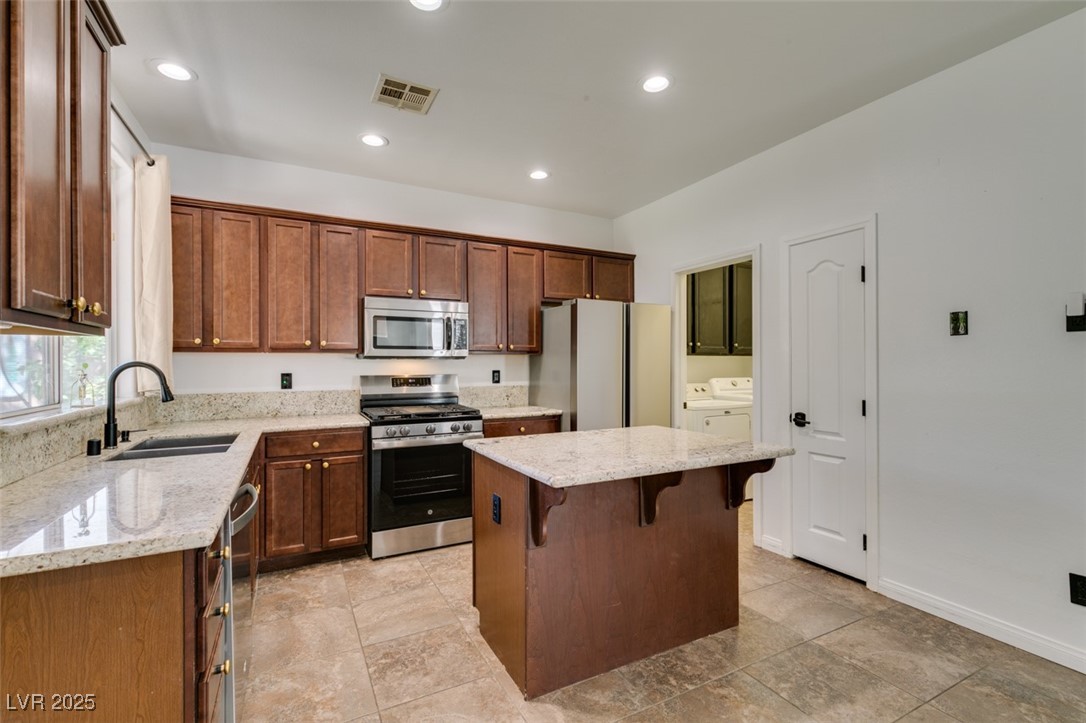 189 Regal Sunset Avenue, Henderson, Nevada image 8