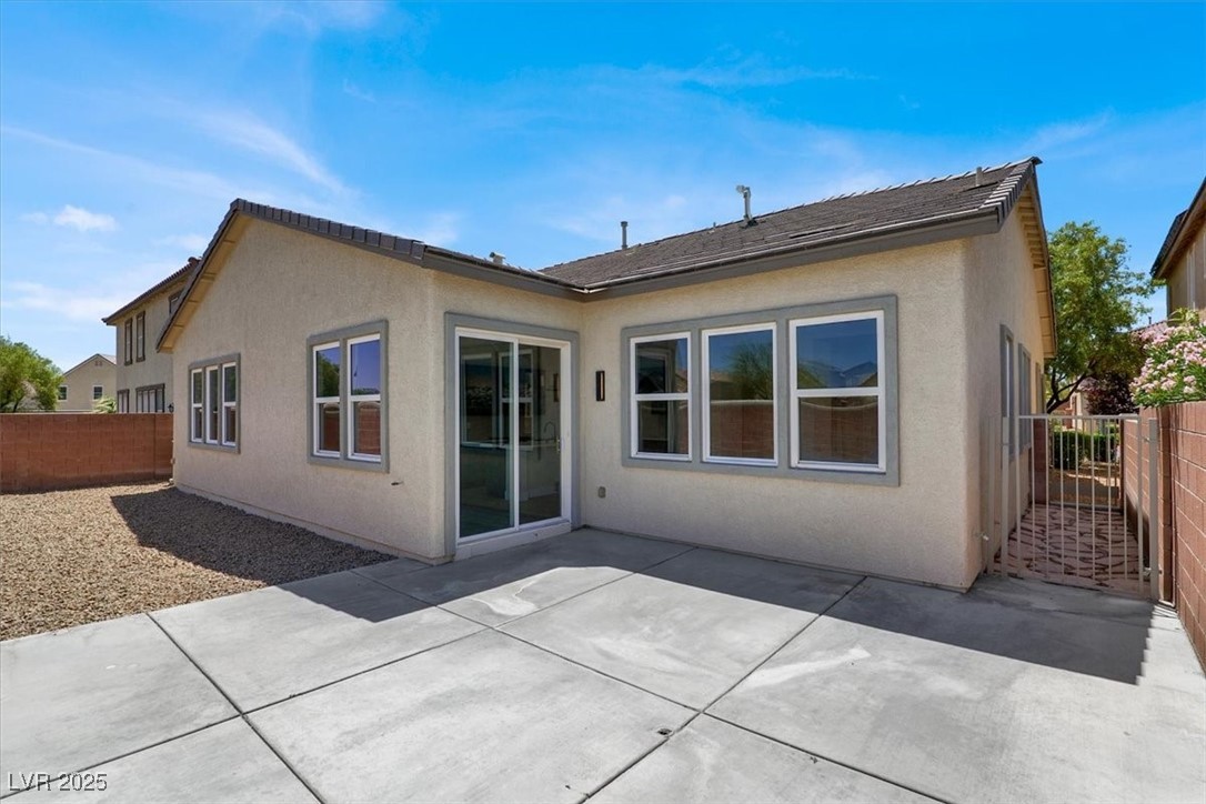5908 Big Horn View Street