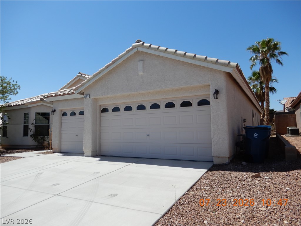 8905 Frasure Falls