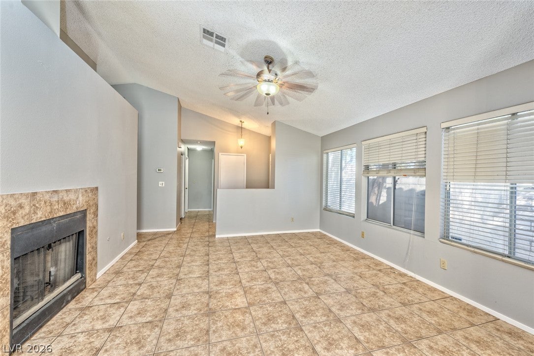 8661 Freeport Lane