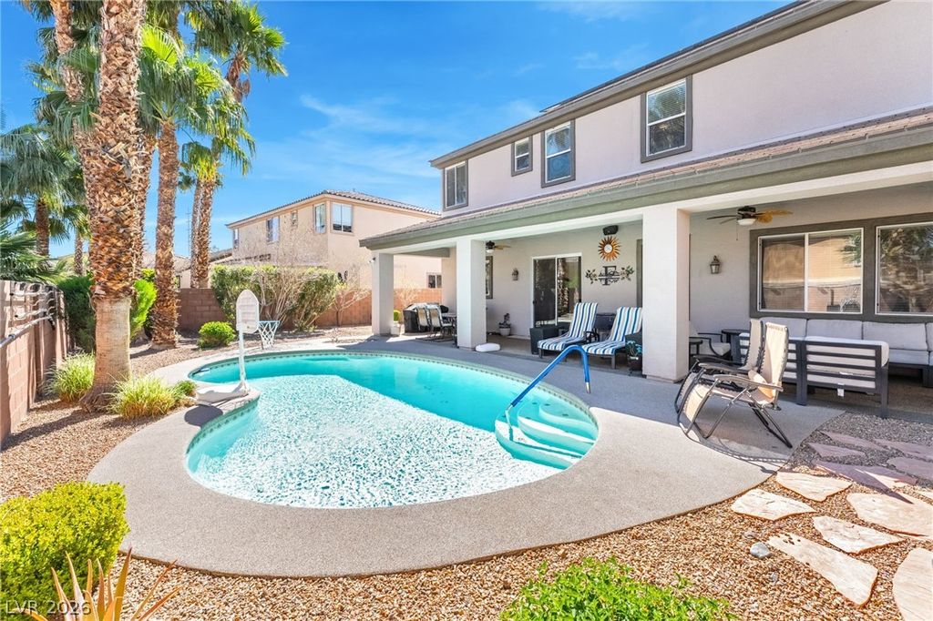 Photo of 2398 Sunburst View Street, Henderson, NV 89052 (MLS # 2765661)