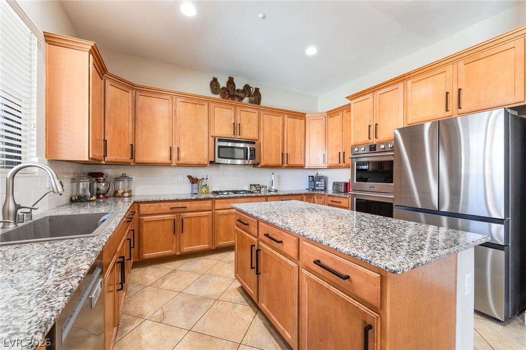 Photo of 2398 Sunburst View Street, Henderson, NV 89052 (MLS # 2765661)