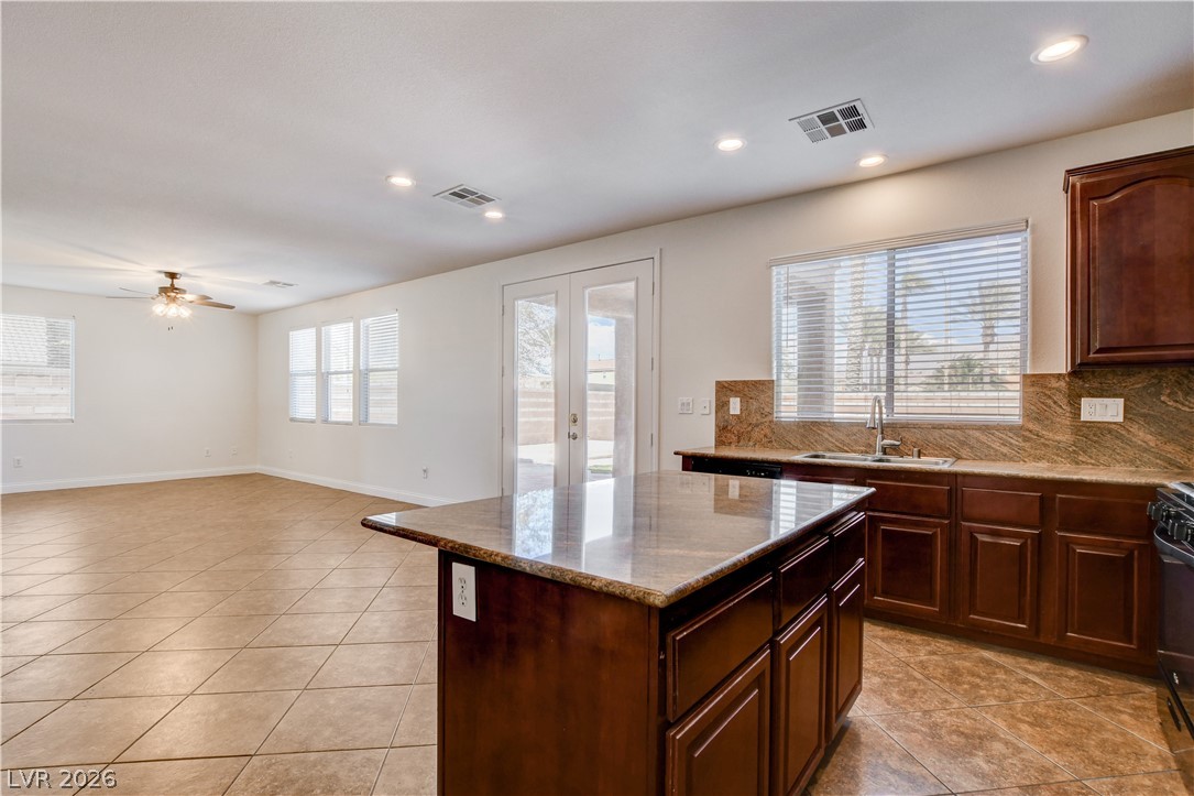 2208 Saddlebill Court