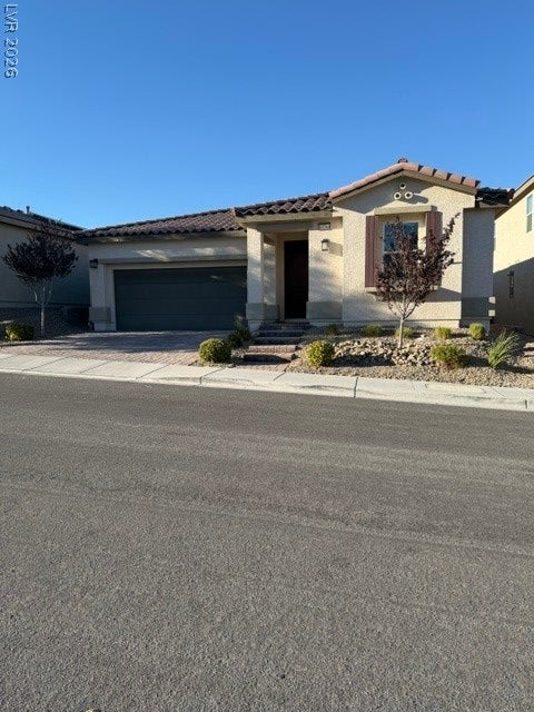 10764 Canary Blossom Avenue