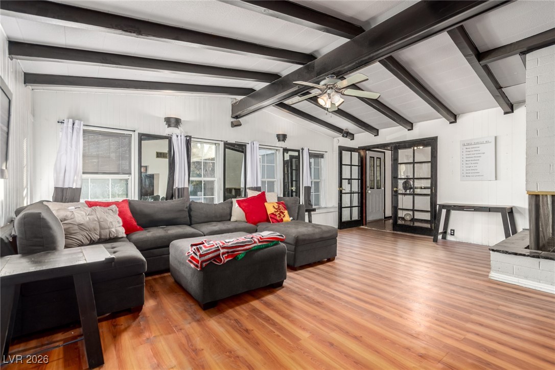 Properties 1 2112 Bonnie Brae Avenue