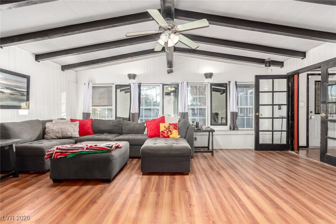 Properties 3 2112 Bonnie Brae Avenue