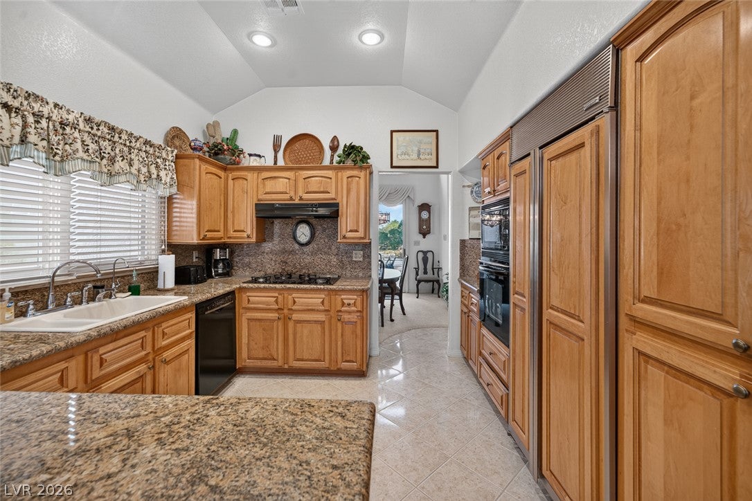 8157 Round Hills Circle