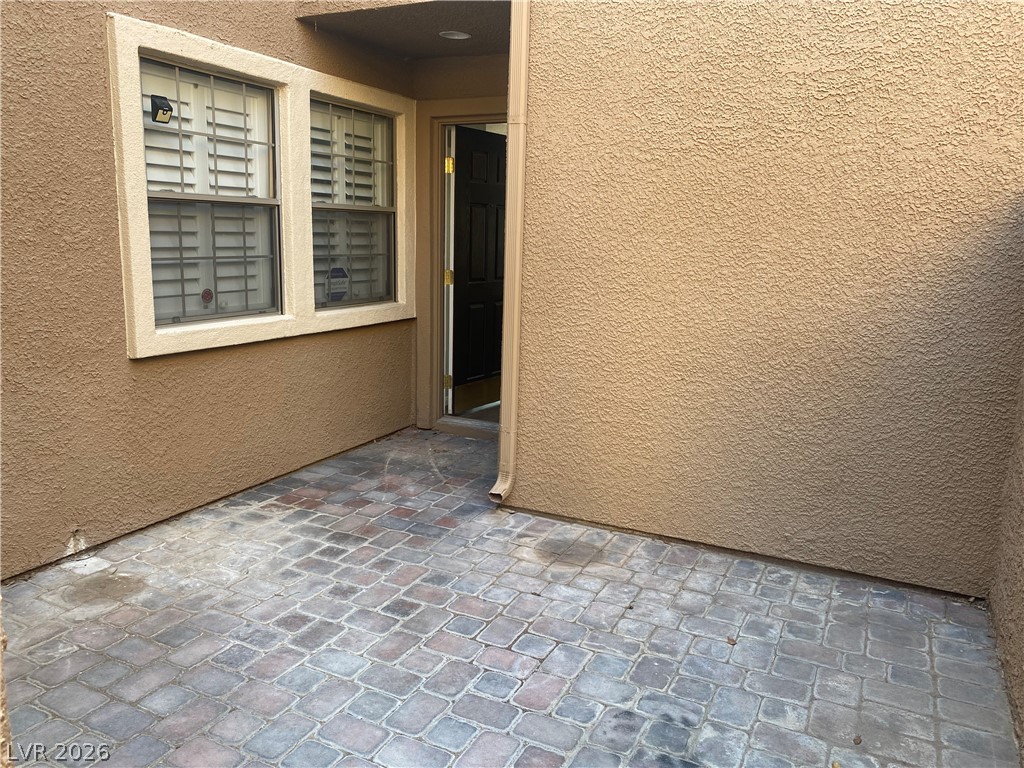 7255 Diamond Canyon Lane 102