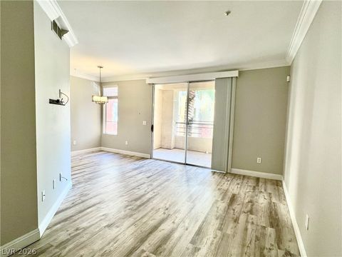 Photo of 260 E Flamingo Road #202, Las Vegas, NV 89169 (MLS # 2755316)