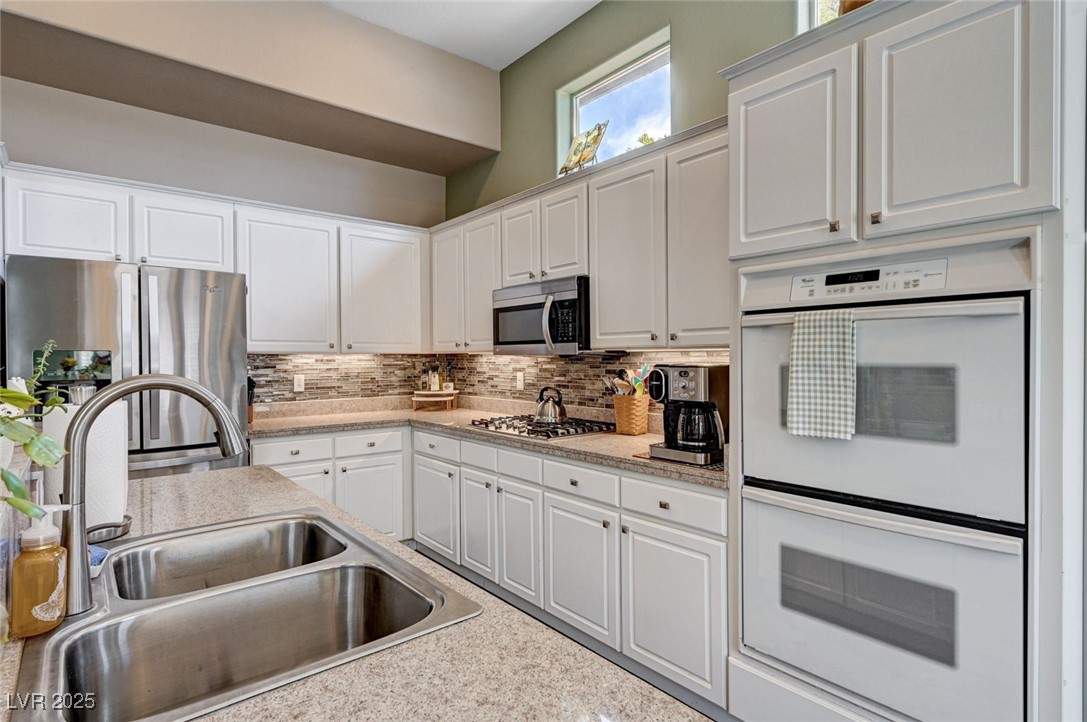 3055 Whispering Crest Drive, Henderson, Nevada image 24