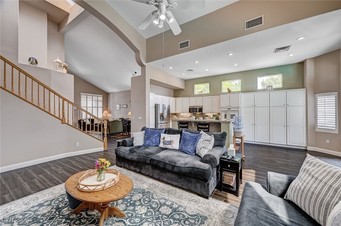 3055 Whispering Crest Drive, Henderson, Nevada image 13