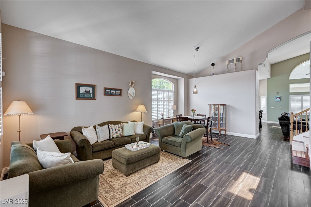 3055 Whispering Crest Drive, Henderson, Nevada image 5