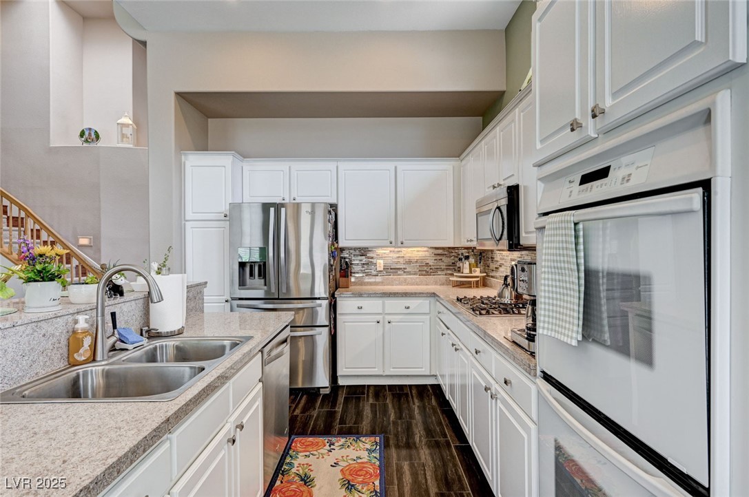 3055 Whispering Crest Drive, Henderson, Nevada image 23