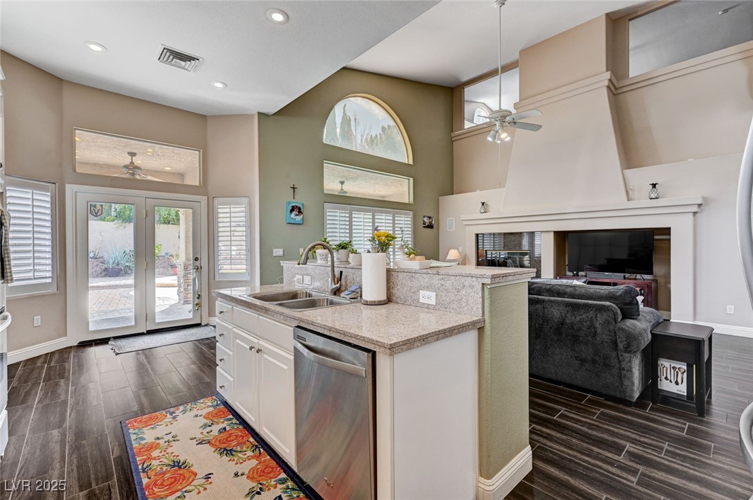 3055 Whispering Crest Drive, Henderson, Nevada image 21