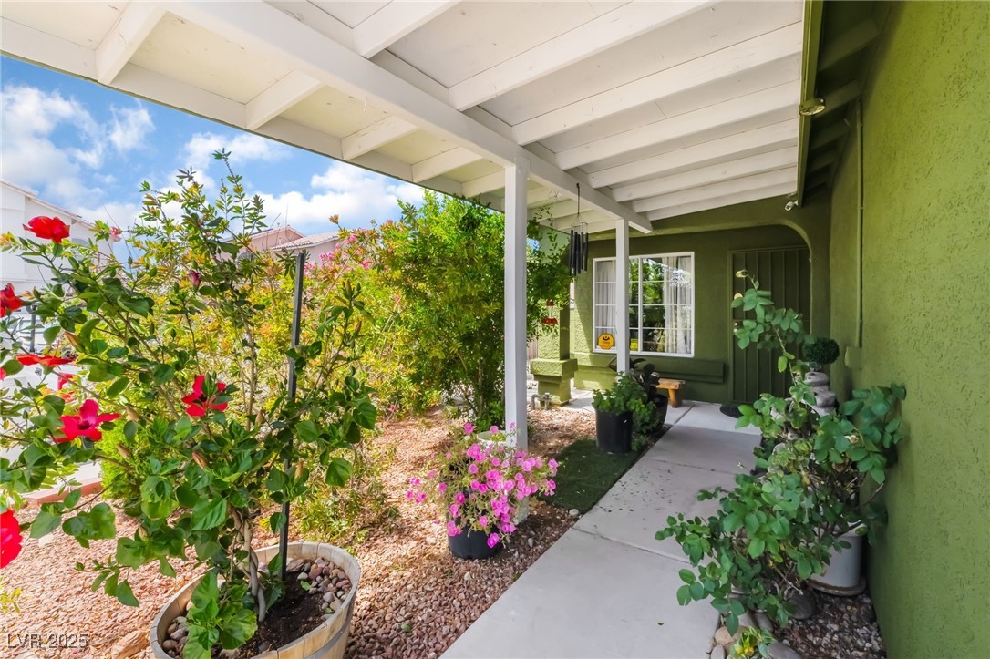 3617 Walnut Wood Street, Las Vegas, Nevada image 4