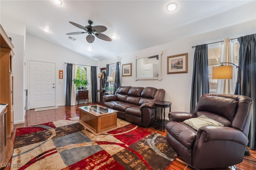 3617 Walnut Wood Street, Las Vegas, Nevada image 10