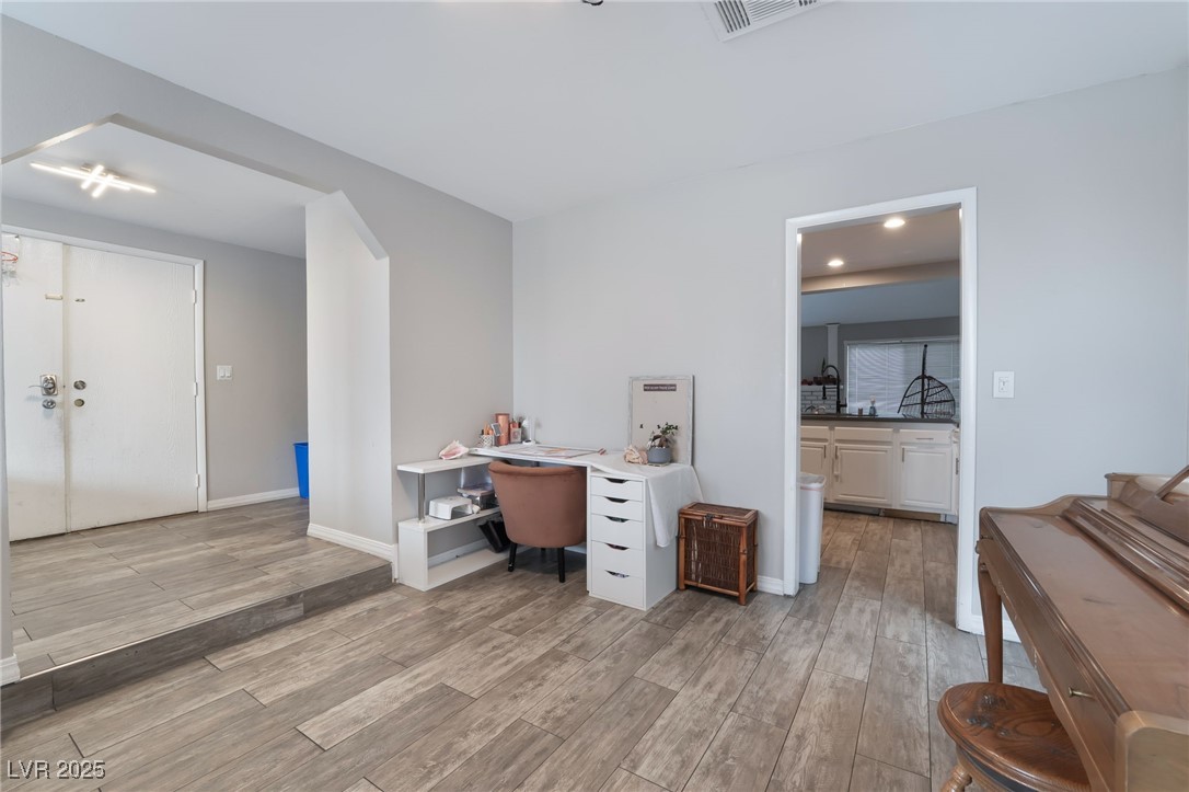 6320 Vicuna Drive, Las Vegas, Nevada image 8