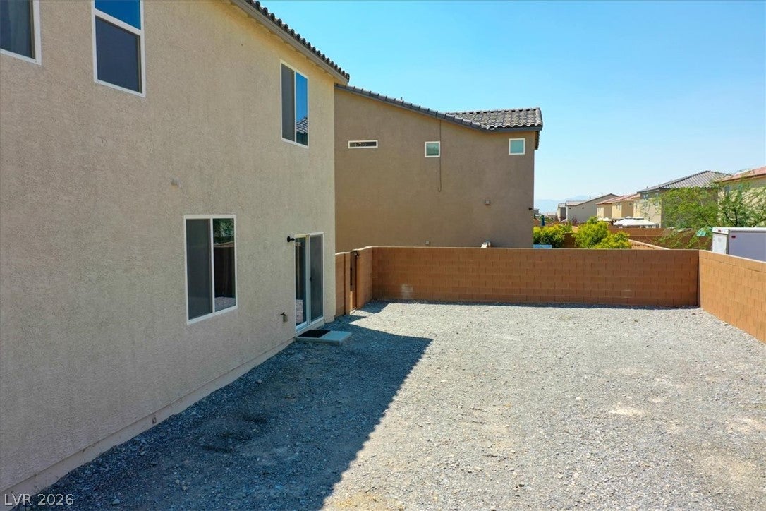 3942 E Teller Drive