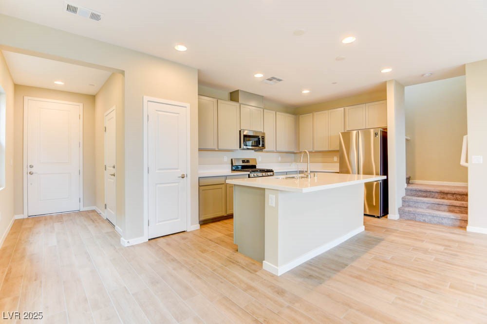 11840 Pelican Butte Avenue, Las Vegas, Nevada image 3