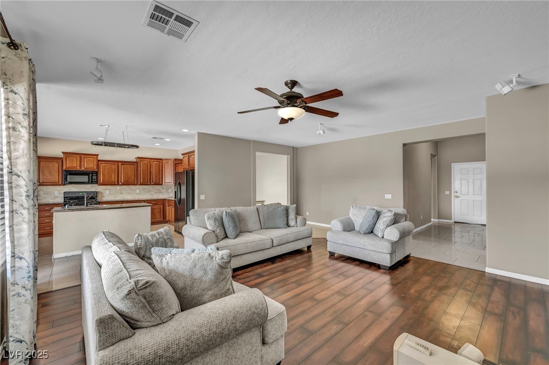 5992 Quintillion Avenue, Las Vegas, Nevada image 19