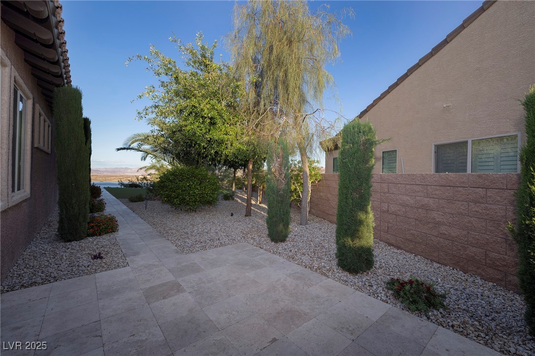 8 Laricola Court, Henderson, Nevada image 40