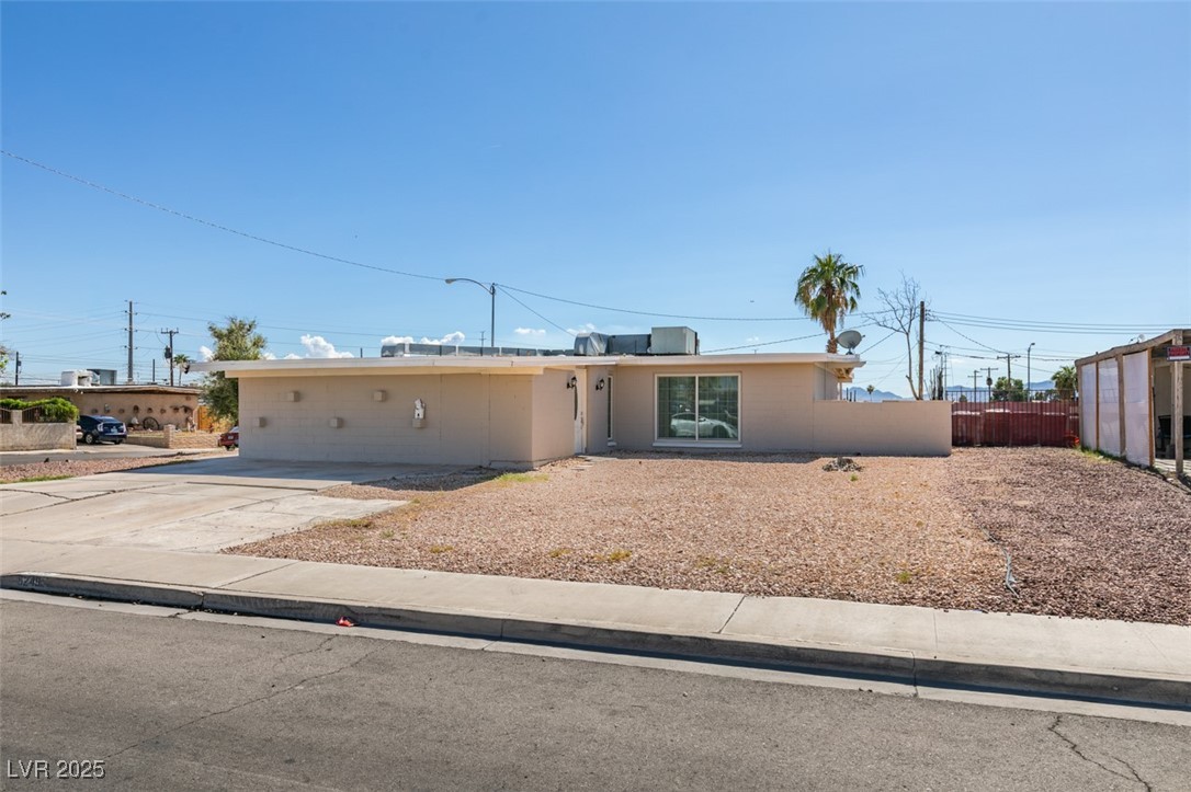 5249 Sun Valley Drive