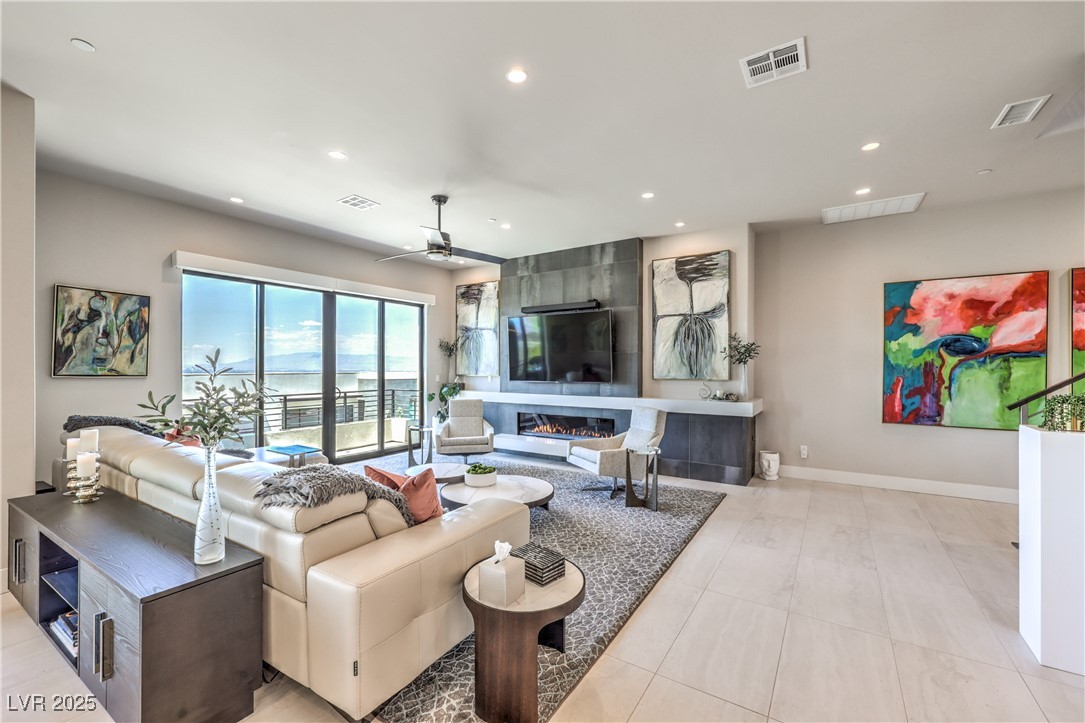 414 Tranquil Peak Court, Henderson, Nevada image 6