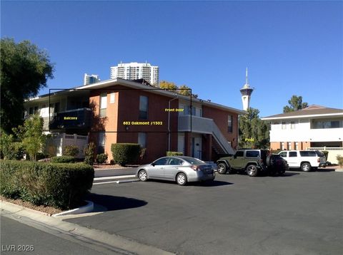 Photo of 682 Oakmont Avenue #1502, Las Vegas, NV 89109 (MLS # 2748686)