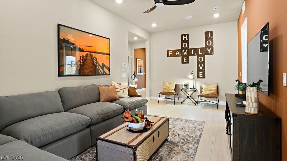 212 Paraggi Bay Drive