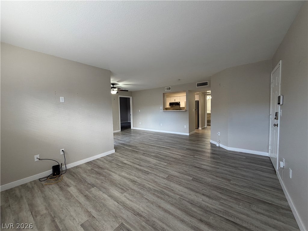 1150 N Buffalo Drive 1055