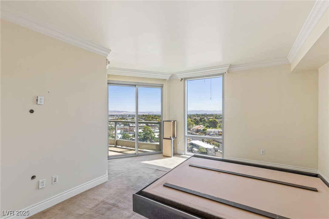 322 Karen Avenue 903