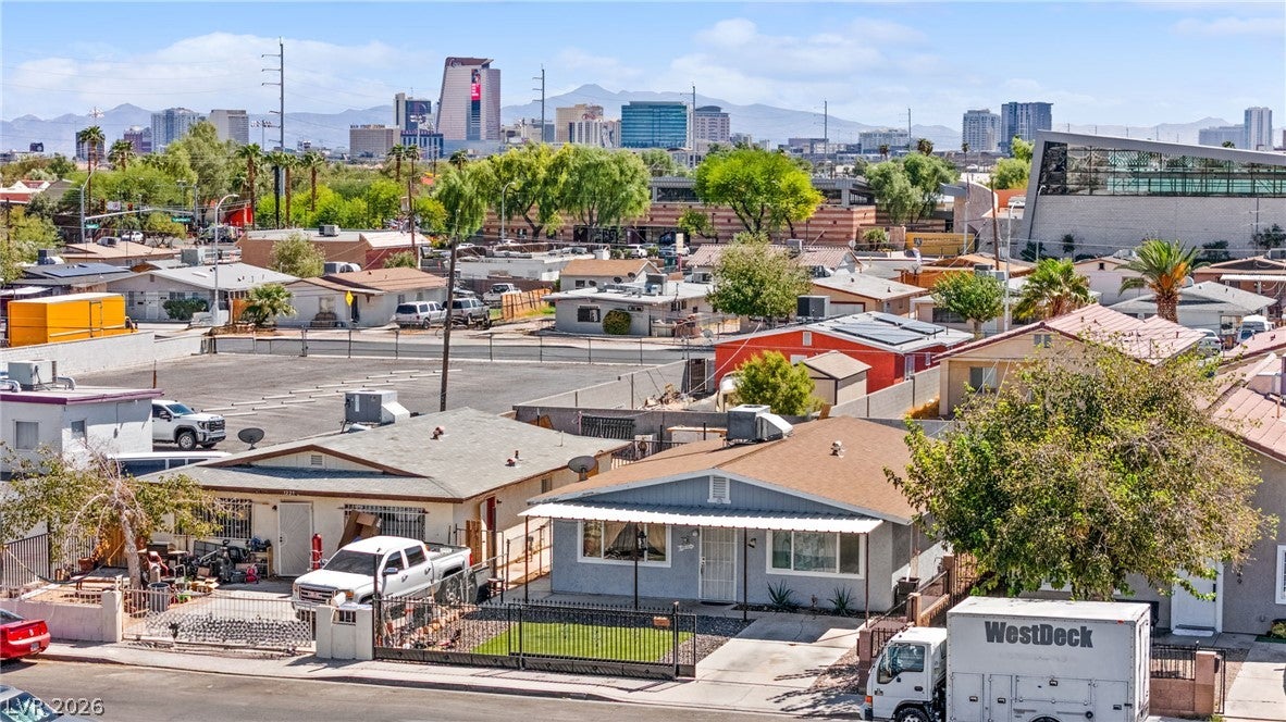 1237 Hassell Avenue