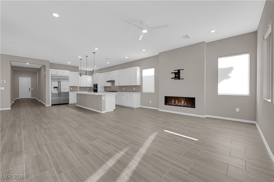 Properties 2 199 Bella Noche Street