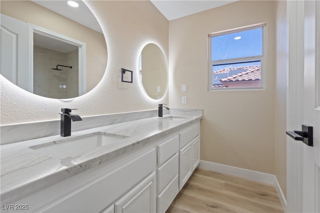 Las Vegas, Nevada 89147, United States, 4 Bedrooms Bedrooms, ,4 BathroomsBathrooms,Residential,Active,186011