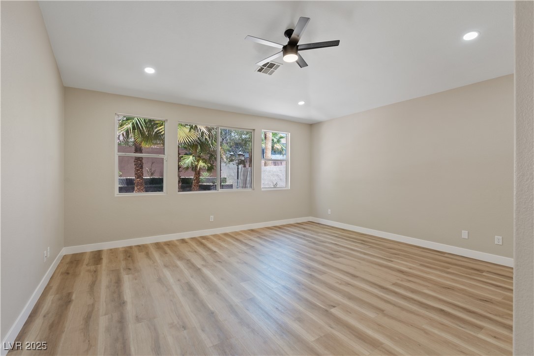 Las Vegas, Nevada 89147, United States, 4 Bedrooms Bedrooms, ,4 BathroomsBathrooms,Residential,Active,186011