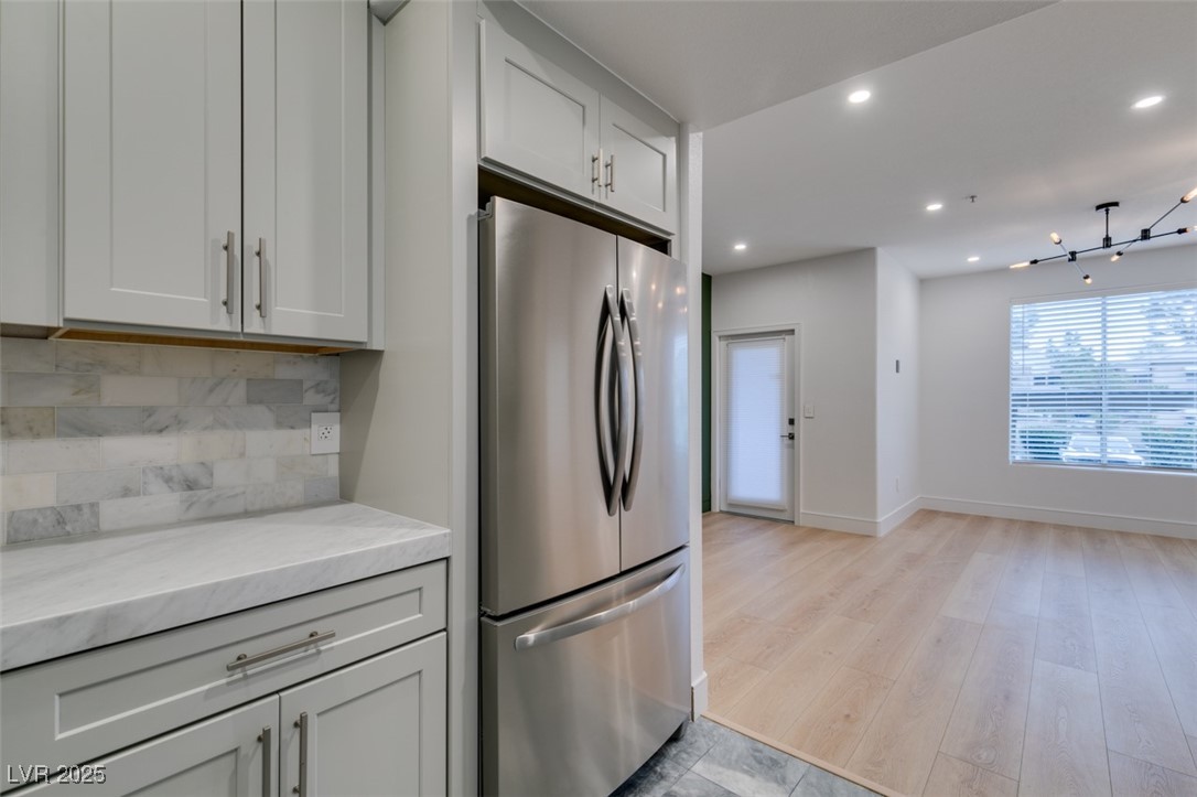 Las Vegas, Nevada 89103, United States, 2 Bedrooms Bedrooms, ,2 BathroomsBathrooms,Residential,Active,212163