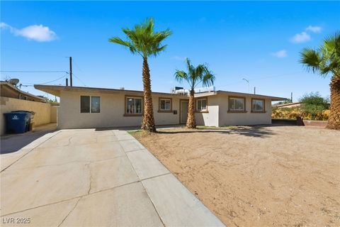 Photo of 1131 Tamerack Avenue, Las Vegas, NV 89106 (MLS # 2730490) Photo of 1131 Tamerack Avenue, Las Vegas, NV 89106 (MLS # 2730490)