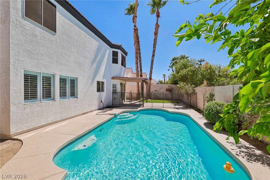 17 Golf View Drive