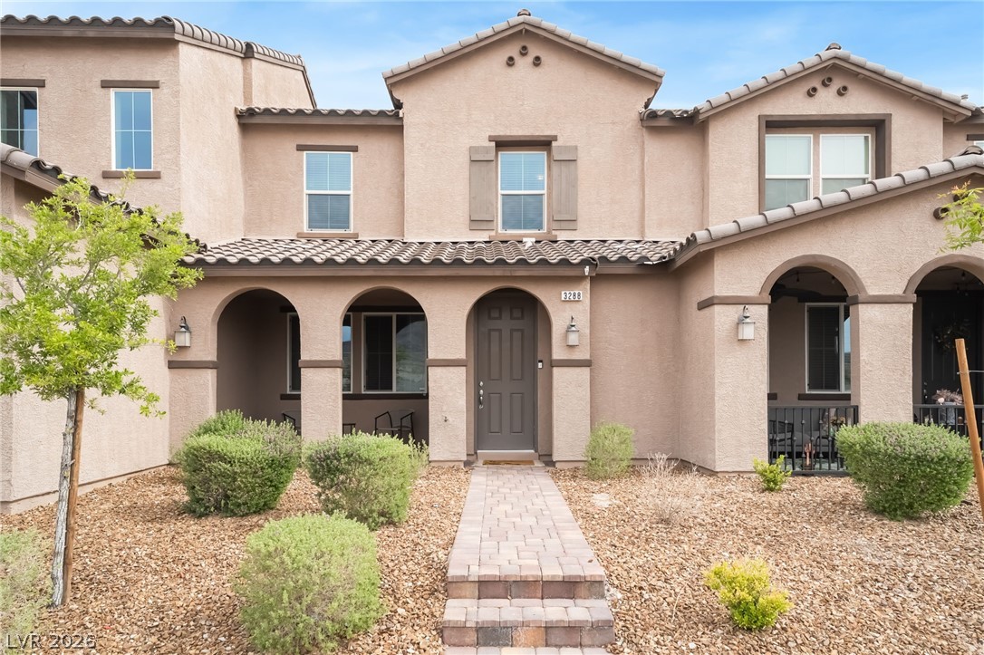 3288 Palindrome Avenue