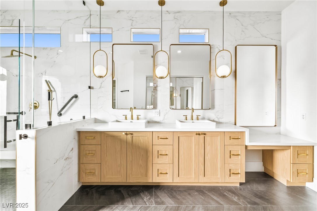 7580 Prancing Pony Court