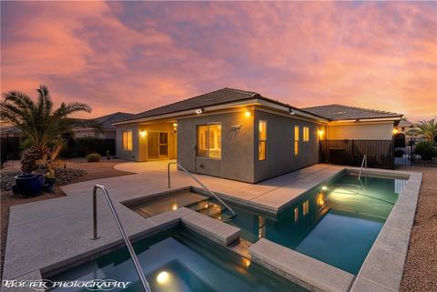 Homes For Sale - 456 Wild Horse Lane<br/> Mesquite, NV 89027