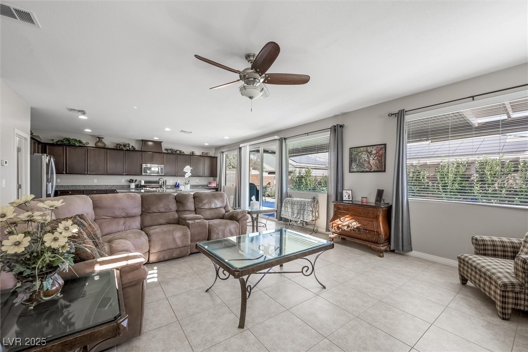 7498 Desert Wildflower Street