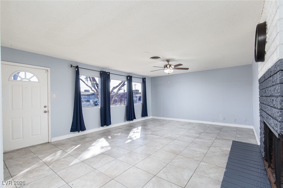 1613 Manhattan Drive